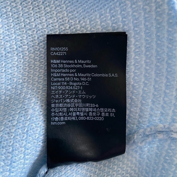 H&M White and Blue Checkered Knit Top XS NWOT - Picture 6 of 6